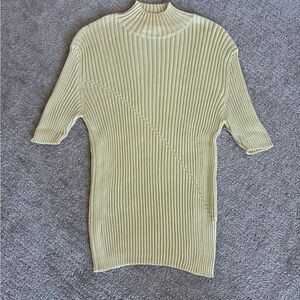 Laurèl by Escada, Italian knit mock neck short sleeve top